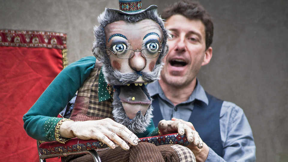 Visuel du spectacle LEs histoires de poches de M. Pepper Scott de la compagnie Drolatic Industry